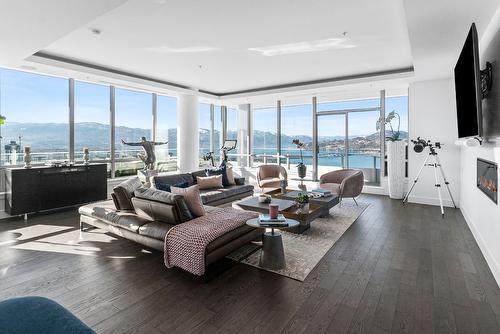 3501-1191 Sunset Drive, Kelowna, BC - Indoor Photo Showing Living Room With Fireplace