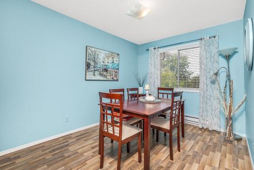 206-1047 Middleton Way, Vernon, BC - Indoor Photo Showing Dining Room