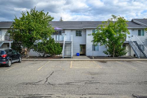 206-1047 Middleton Way, Vernon, BC - Outdoor