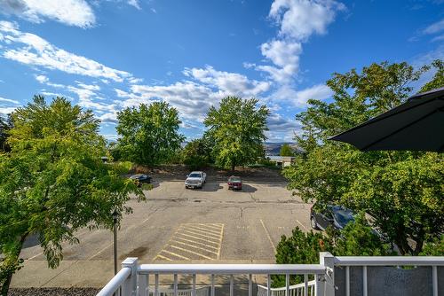 206-1047 Middleton Way, Vernon, BC - Outdoor