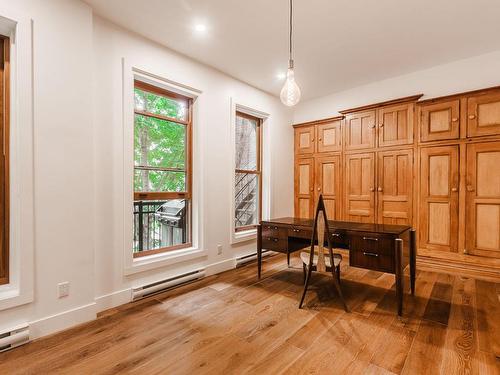 Chambre Ã Â coucher - 3602 Av. Laval, Montréal (Le Plateau-Mont-Royal), QC - Indoor Photo Showing Other Room