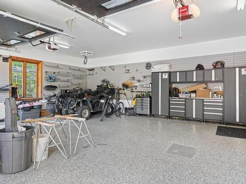 Garage - 4855 Ch. Du Lac-Théodore, Morin-Heights, QC - Indoor Photo Showing Garage