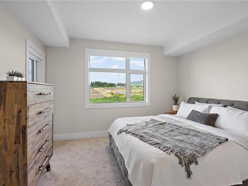 502-2520 Hackett Cres, Central Saanich, BC - Indoor Photo Showing Bedroom