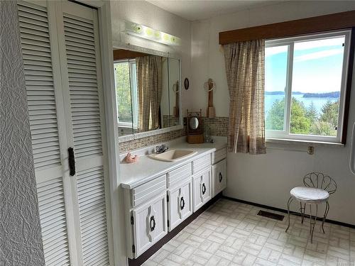 640 Isabella Point Rd, Salt Spring, BC 