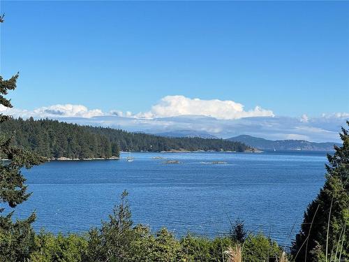 640 Isabella Point Rd, Salt Spring, BC 