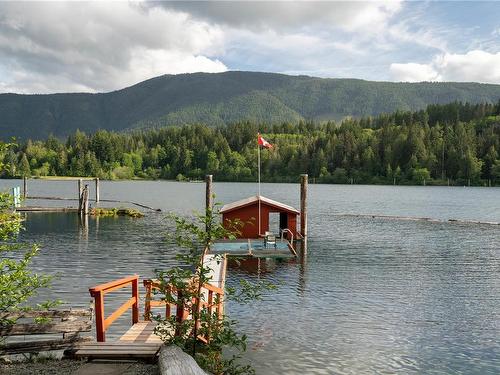 8604 North Shore Rd, Lake Cowichan, BC 