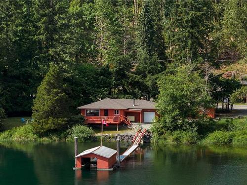 8604 North Shore Rd, Lake Cowichan, BC 