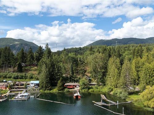 8604 North Shore Rd, Lake Cowichan, BC 