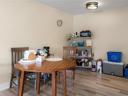 107-377 Dogwood St, Campbell River, BC - Indoor Photo Showing Dining Room