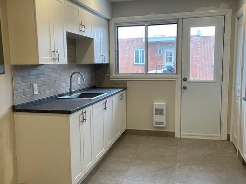 Kitchen - 11-6915 Boul. De L'Acadie, Montréal (Villeray/Saint-Michel/Parc-Extension), QC - Indoor Photo Showing Kitchen