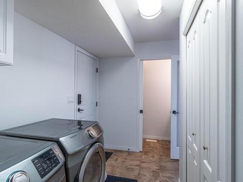 360 Cougar Road, Kamloops, BC - Indoor Photo Showing Laundry Room