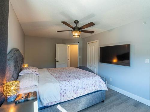 360 Cougar Road, Kamloops, BC - Indoor Photo Showing Bedroom