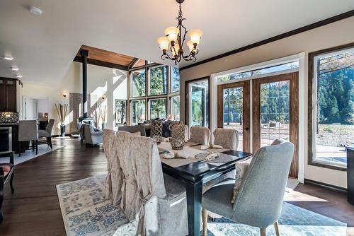 5353 Highway 12, Lillooet, BC - Indoor Photo Showing Dining Room