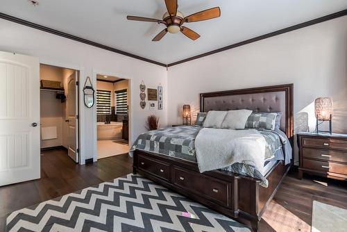 5353 Highway 12, Lillooet, BC - Indoor Photo Showing Bedroom