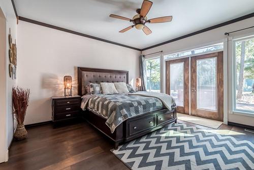 5353 Highway 12, Lillooet, BC - Indoor Photo Showing Bedroom