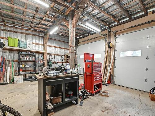 1120 Mountainview Road, Clearwater, BC - Indoor Photo Showing Garage