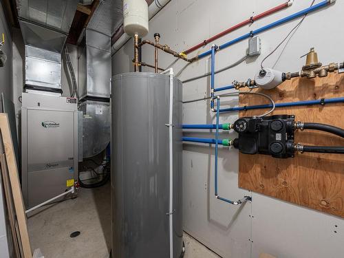 208 Belmonte Street, Kamloops, BC - Indoor Photo Showing Basement