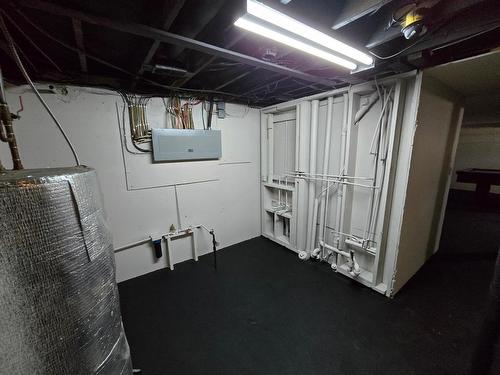 357 Helmcken Street, Clearwater, BC - Indoor Photo Showing Basement