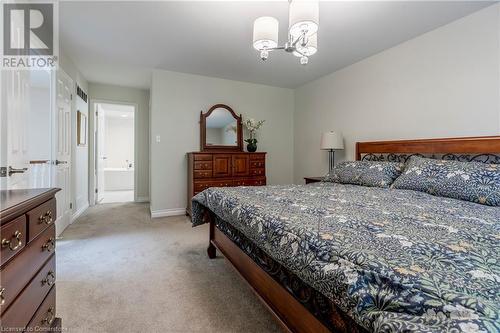 1092 Havendale Boulevard, Burlington, ON - Indoor Photo Showing Bedroom