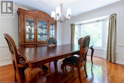 1092 Havendale Boulevard, Burlington, ON - Indoor Photo Showing Dining Room