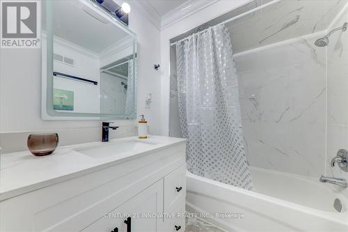 39 Birrell Avenue, Toronto (Rouge), ON - Indoor Photo Showing Bathroom