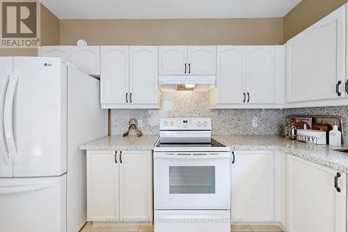 827 Greystone Court, Oshawa (Pinecrest), ON - Indoor Photo Showing Kitchen