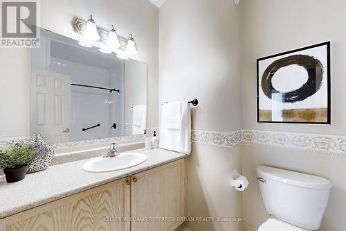 827 Greystone Court, Oshawa (Pinecrest), ON - Indoor Photo Showing Bathroom