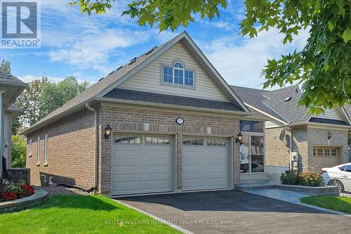 827 Greystone Court, Oshawa (Pinecrest), ON - Outdoor With Facade