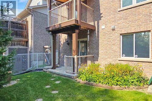 827 Greystone Court, Oshawa (Pinecrest), ON - Outdoor With Exterior