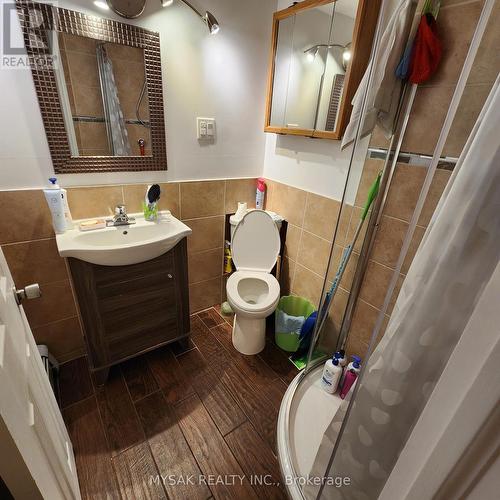 58 Garthdale Court, Toronto, ON - Indoor Photo Showing Bathroom