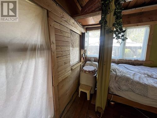 809 Telegraph Road, Fort Fraser, BC - Indoor Photo Showing Bedroom