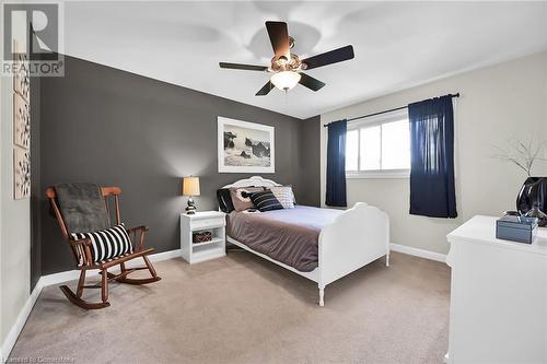 166 Rifle Range Road, Hamilton, ON - Indoor Photo Showing Bedroom