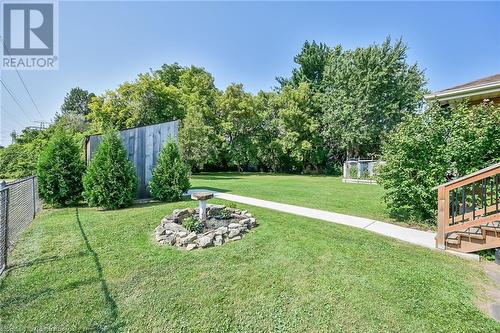 166 Rifle Range Road, Hamilton, ON - Outdoor