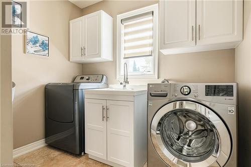 186 Millen Road, Hamilton, ON - Indoor Photo Showing Laundry Room