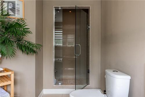 186 Millen Road, Hamilton, ON - Indoor Photo Showing Bathroom