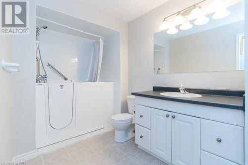 4400 Millcroft Park Drive Unit# 34, Burlington, ON - Indoor Photo Showing Bathroom