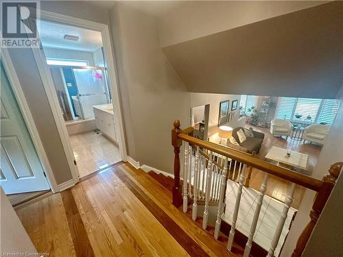 second floor 4 piece bathroom - 16 Flamingo Drive, Hamilton, ON - Indoor Photo Showing Other Room