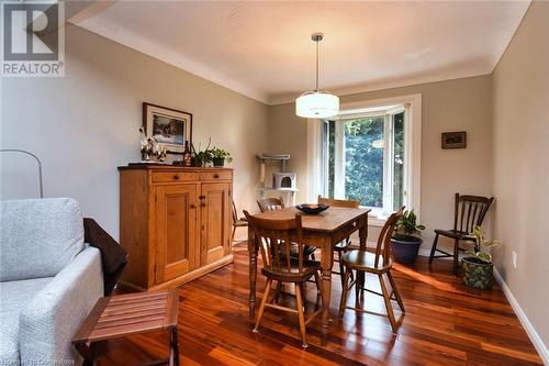 43 Valleyview Drive, Hamilton, ON - Indoor Photo Showing Dining Room