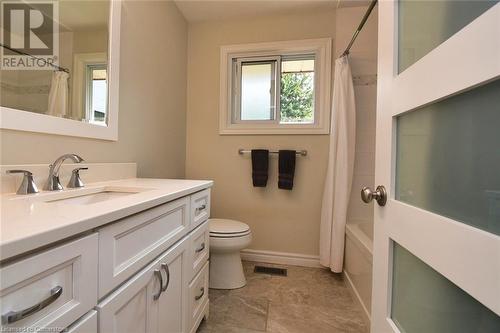 43 Valleyview Drive, Hamilton, ON - Indoor Photo Showing Bathroom