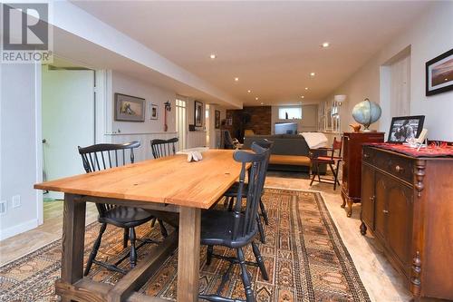 43 Valleyview Drive, Hamilton, ON - Indoor Photo Showing Dining Room