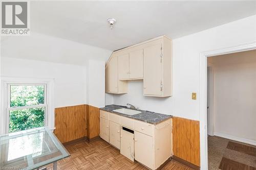 62 Francis Street, Hamilton, ON - Indoor Photo Showing Kitchen