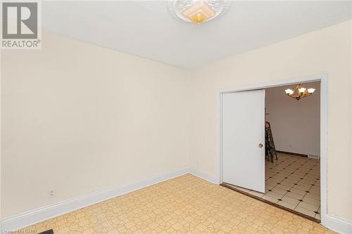 62 Francis Street, Hamilton, ON - Indoor Photo Showing Other Room