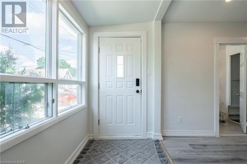 56 Cambridge Avenue, Hamilton, ON - Indoor Photo Showing Other Room