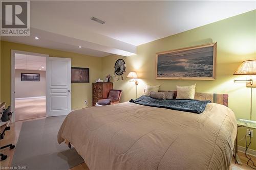 38 Aaron Trail, Welland, ON - Indoor Photo Showing Bedroom