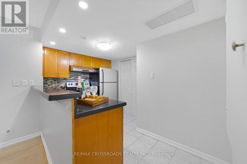 96 - 200 Mclevin Avenue, Toronto, ON - Indoor Photo Showing Kitchen