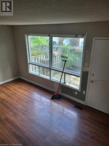 120 Quigley Road Unit# 19, Hamilton, ON - Indoor Photo Showing Other Room