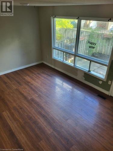 120 Quigley Road Unit# 19, Hamilton, ON - Indoor Photo Showing Other Room