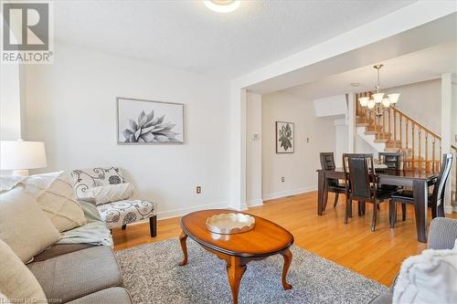 2300 Brays Lane Unit# 73, Oakville, ON - Indoor Photo Showing Living Room