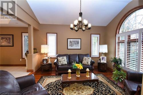 85 Unity Side Road, Caledonia, ON - Indoor Photo Showing Living Room