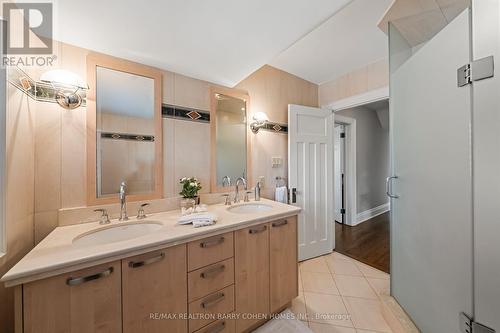 15 Hillholm Road, Toronto (Forest Hill South), ON - Indoor Photo Showing Bathroom